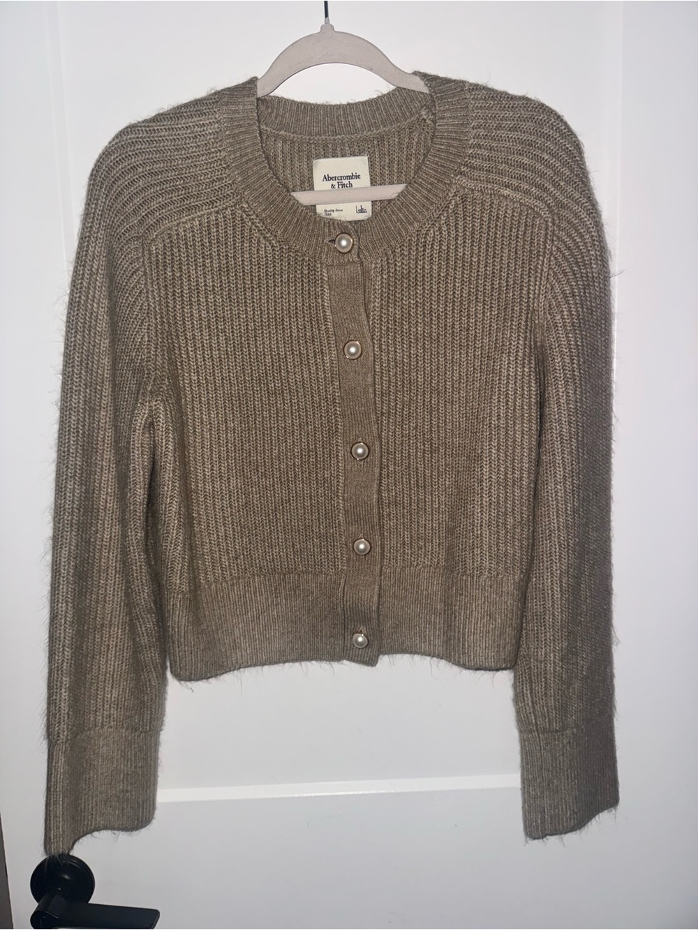 Abercrombie & Fitch Women's Taupe Ribbed Pearl-Button Cardigan